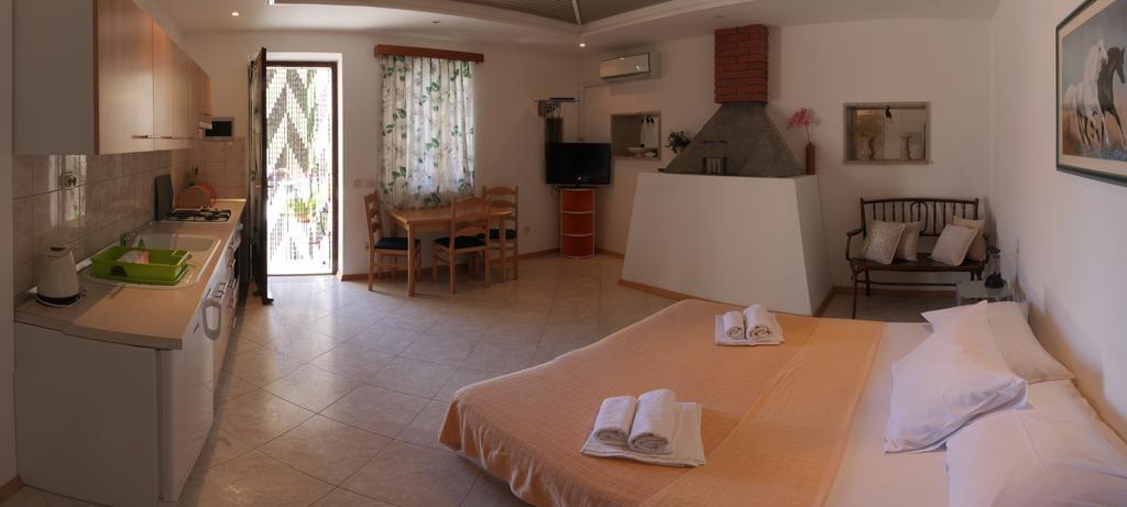 Sd House Hotel Bol Kültér fotó
